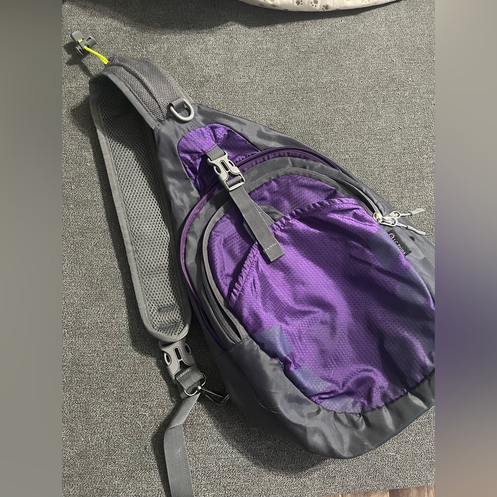 LC Prime sling bag